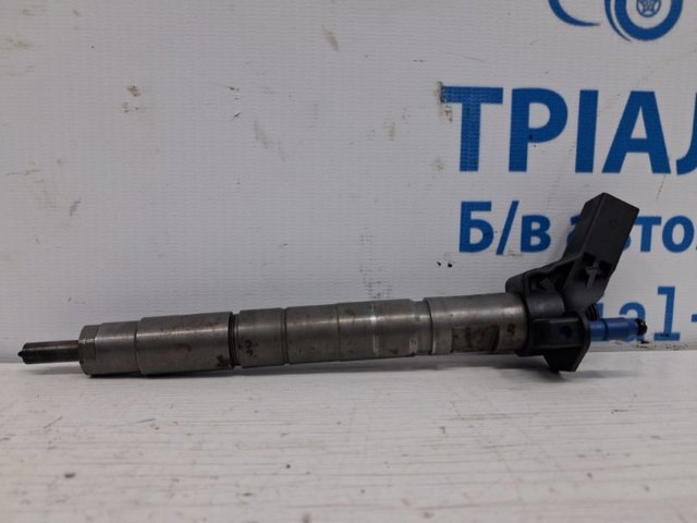 Топливные форсунки 338002F000 HYUNDAI