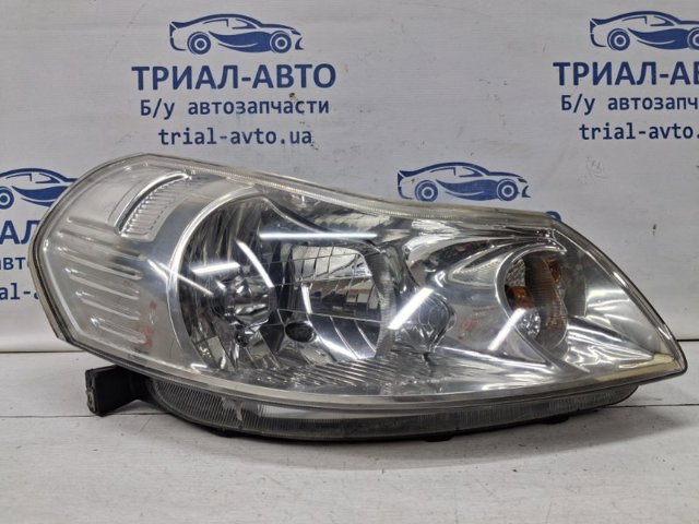 Основная фара - вставка 3512080J20 SUZUKI
