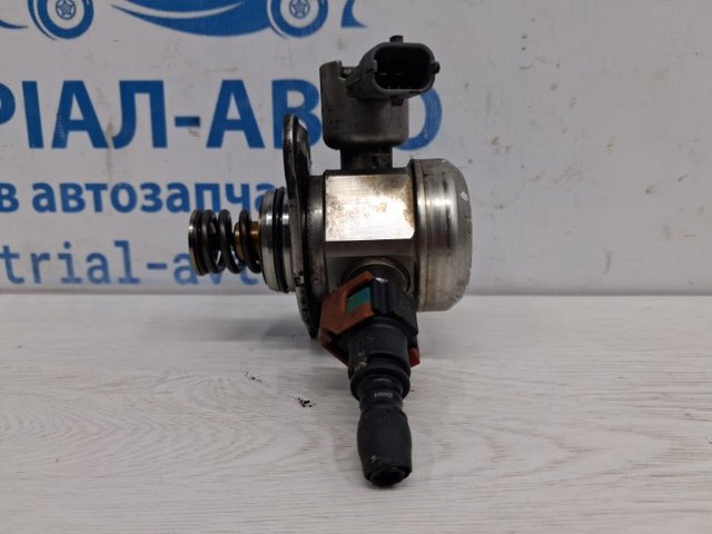 Насос топливный высокого давления 353202G720 HYUNDAI