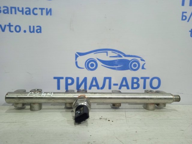 3534025250 HYUNDAI Распределитель топлива (рампа) купить в Ирпень