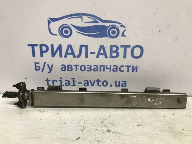 353402B010 HYUNDAI Распределитель топлива (рампа) купить в Винница