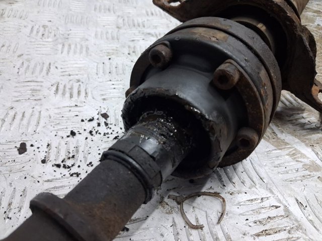 3710048020 TOYOTA Вал карданный задний, в сборе купить в Ирпень
