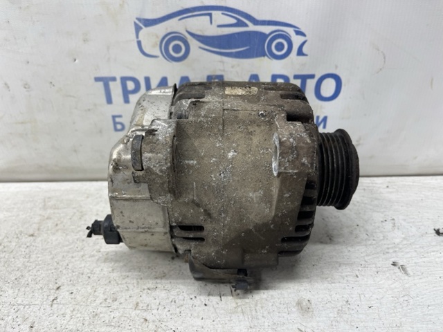 Автомобильный генератор 3730025301 HYUNDAI