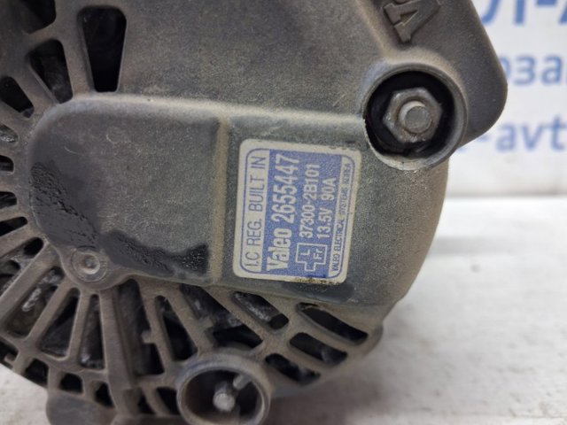 Автомобильный генератор 373002B101 HYUNDAI