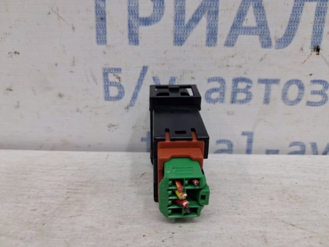 SUZUKI 3785064J00 Кнопка включения обогрева сиденья в наличии Житомир