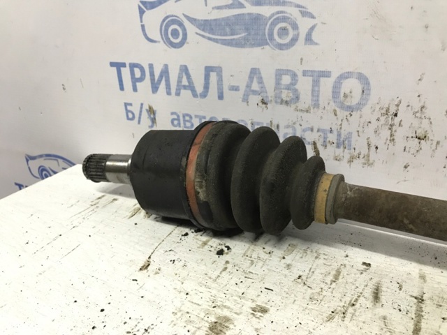 3815A167 Левая полуось купить Житомир