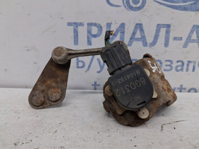Регулятор положения кузова передней подвески 3864065J00 SUZUKI