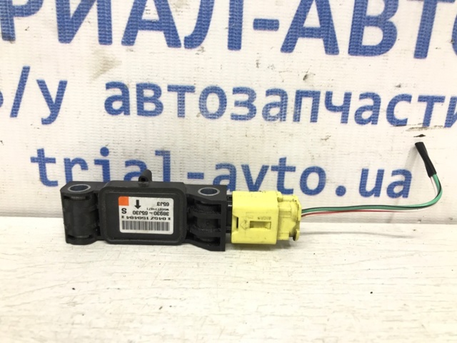 SUZUKI 3893065J30 Датчик удара в наличии Винница