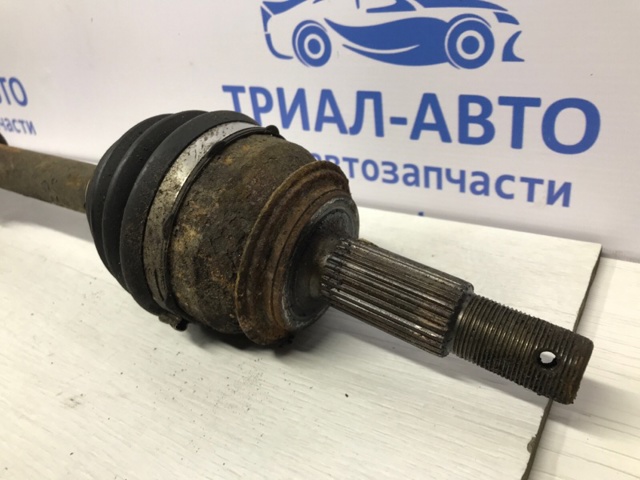 NISSAN 391004EA0A Полуось (привод) передняя правая в наличии Кривой Рог