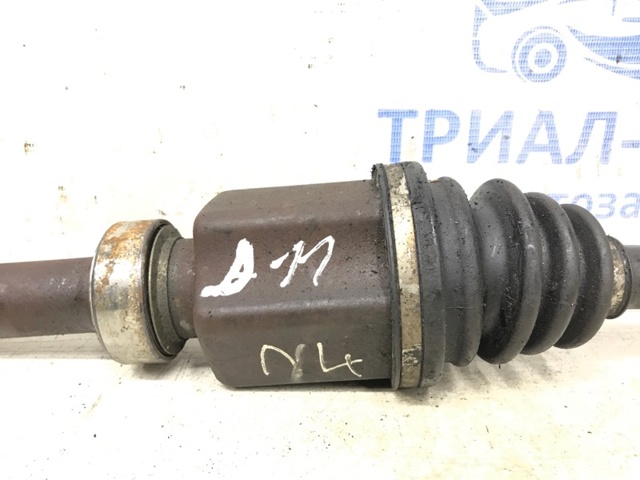 NISSAN 391004ED0A Полуось (привод) передняя правая в наличии Черкассы