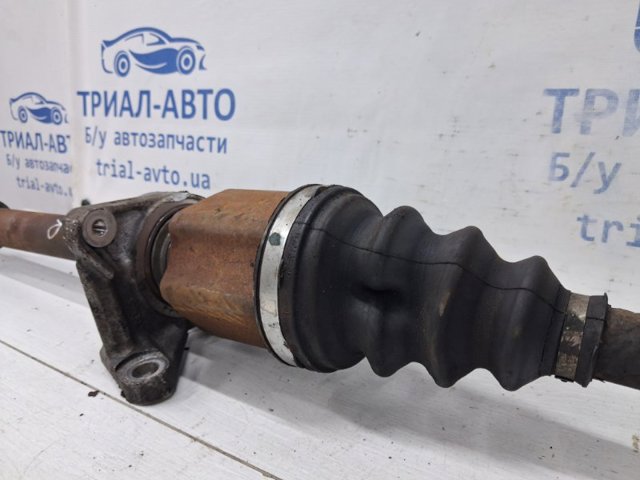 NISSAN 391004ED0A Полуось (привод) передняя правая в наличии Винница