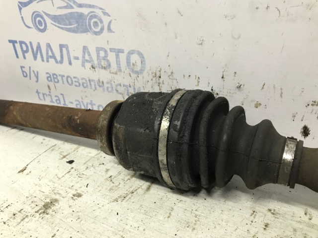 391009864R Полуось (привод) передняя правая купить Одесса
