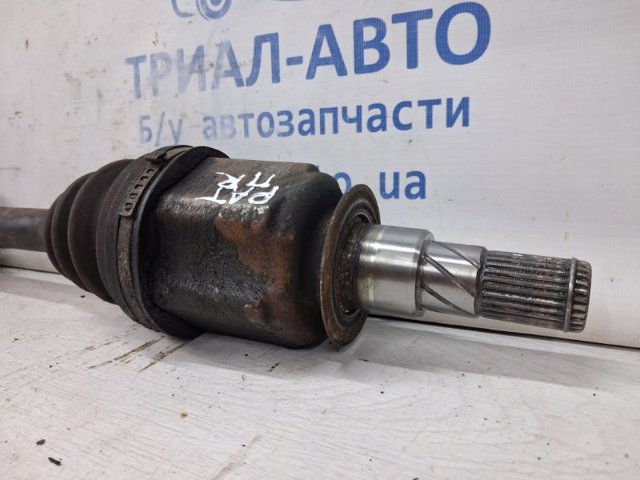 NISSAN 39100EB310 Полуось передняя в наличии Львов