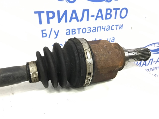 NISSAN 39100EL10B Полуось (привод) передняя правая в наличии Черкассы