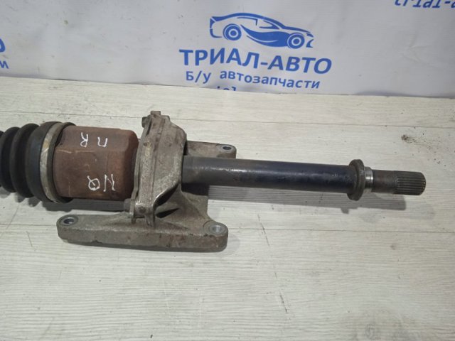 39100JD22C Правая полуось купить Сумы