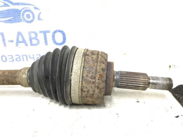 RENAULT 391013387R Полуось (привод) передняя левая в наличии Черновцы