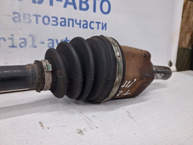 NISSAN 391014EA0A Левая полуось в наличии Украина
