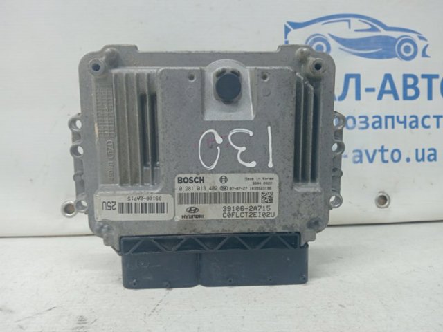 Компьютер двигателя 391062A715 HYUNDAI