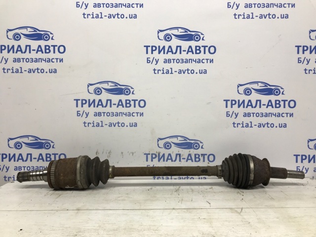 Полуось задняя, правая 396004GB0A NISSAN