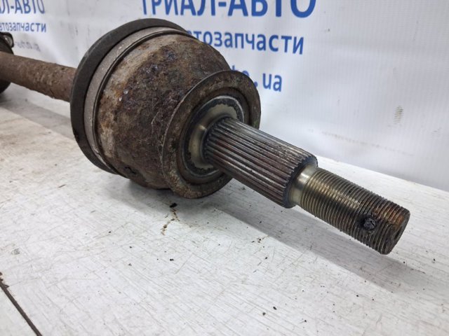 39600EB310 Задняя полуось купить Ровно
