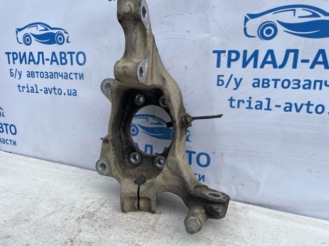 NISSAN 400143JA0A Цапфа передняя правая в наличии Тернополь