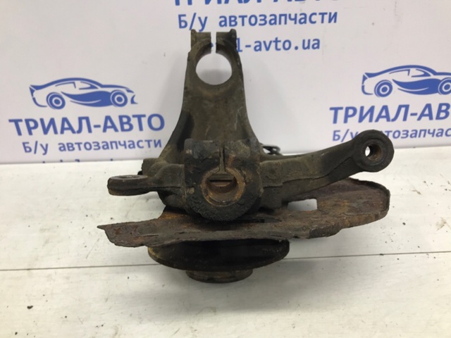 NISSAN 400144EA0A Цапфа (поворотный кулак) передний правый в наличии Украина
