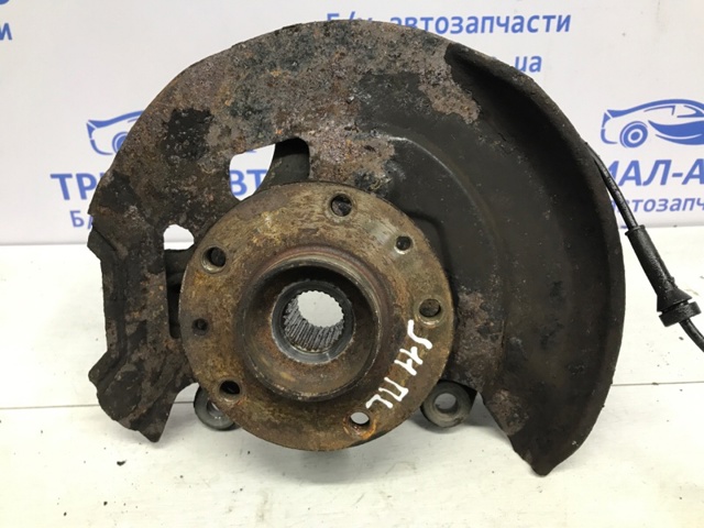 400144EA0A NISSAN Цапфа (поворотный кулак) передний правый купить в Львов