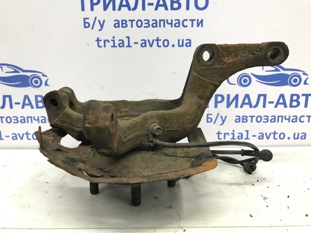 40014JD000 NISSAN Цапфа передняя правая купить в Львов