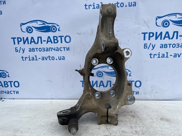 NISSAN 400153JA0A Цапфа (поворотный кулак) передний левый в наличии Ровно