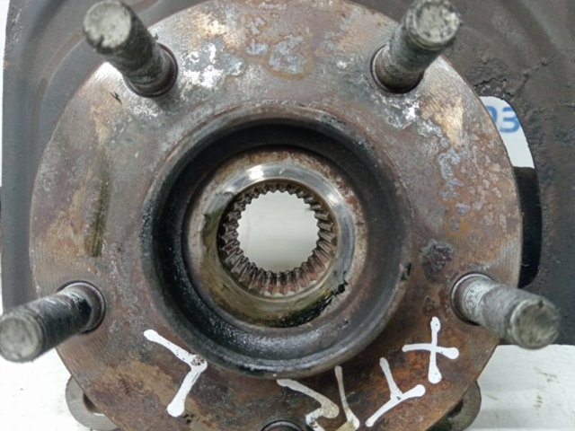Цапфа поворотная левая 40015JG000 NISSAN