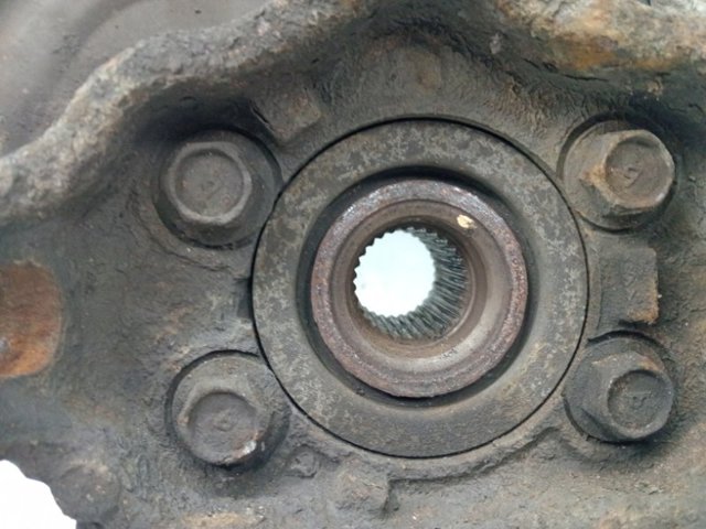 40015JG000 NISSAN Цапфа передняя левая купить в Винница
