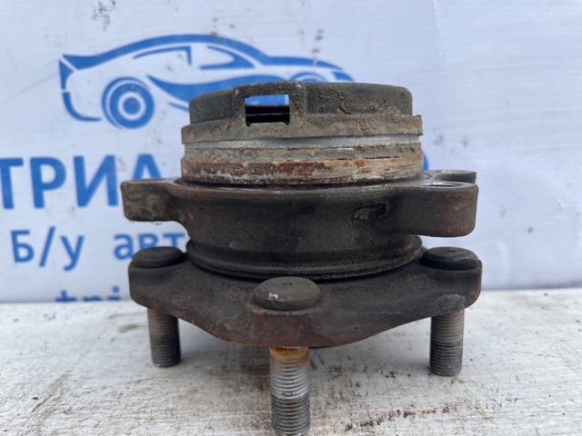 NISSAN 402023JA0A Передняя ступица в наличии Харьков