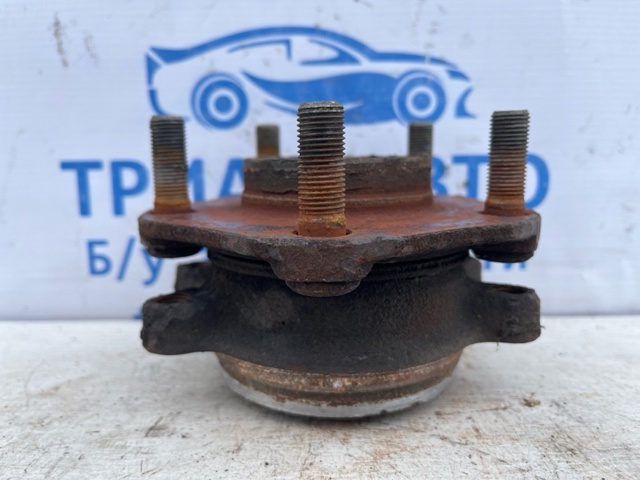 NISSAN 402023JA0A Ступица передняя в наличии Ужгород