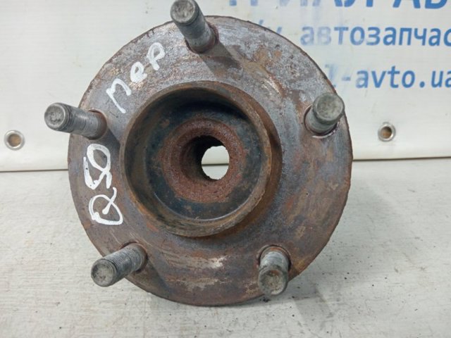 Ступица колеса передняя 402024GA0A NISSAN