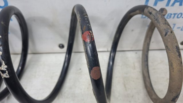 Пружина передняя 4040A179 MITSUBISHI