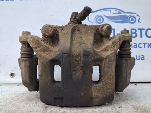 Суппорт тормозной, передний, правый 41001EB32A NISSAN