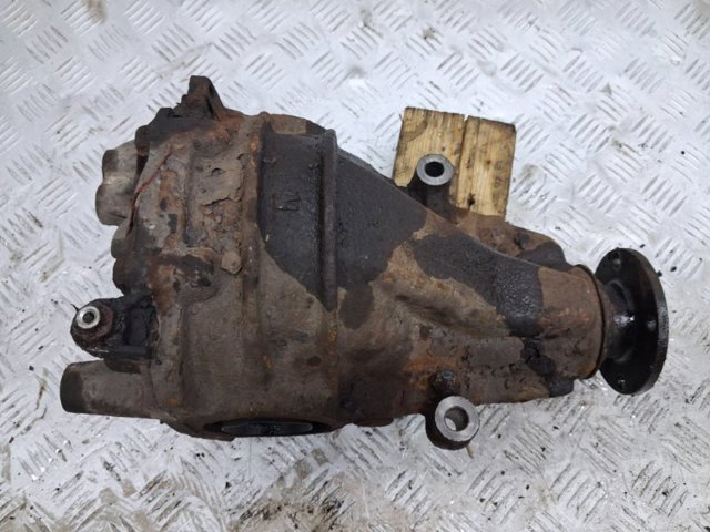 Задний дифференциал редуктор 4111048080 TOYOTA