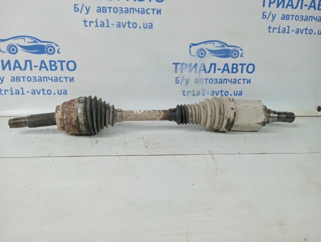 Полуось передняя, правая 4130009214 SSANG YONG