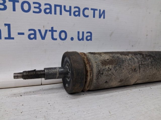 SUZUKI 4180079J00 Амортизатор задний в наличии Черновцы