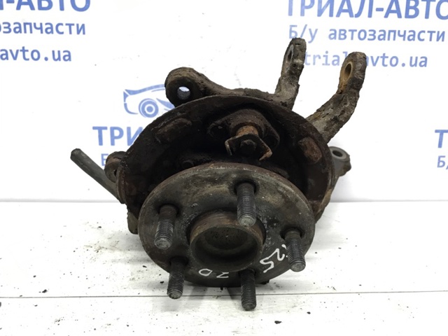 TOYOTA 4230405130 Цапфа (поворотный кулак) задний правый в наличии Тернополь