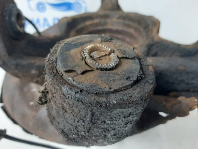 4230548031 TOYOTA Цапфа задняя левая купить в Николаев