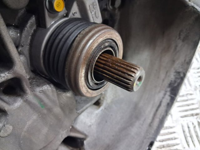 HYUNDAI 4300032497 КПП в наличии Житомир
