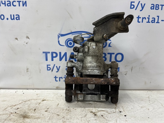 Задний правый суппорт 43012SEAE01 HONDA
