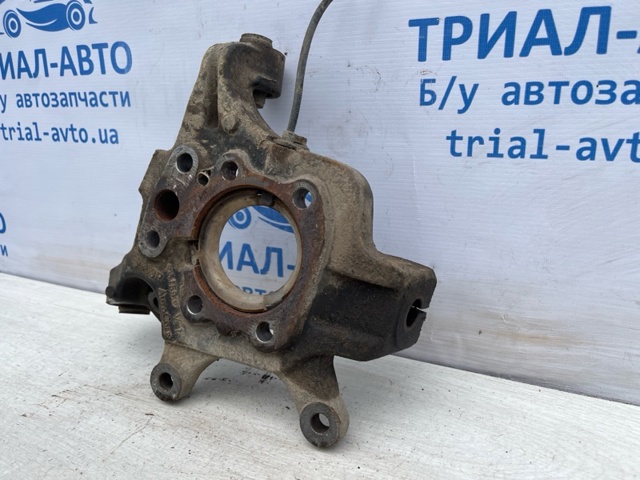 Цапфа поворотного кулака 430183JA0A NISSAN