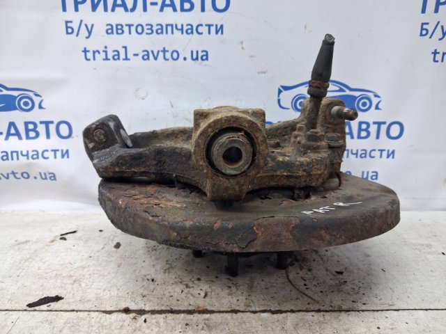 43018EB300 Цапфа задняя правая купить Винница