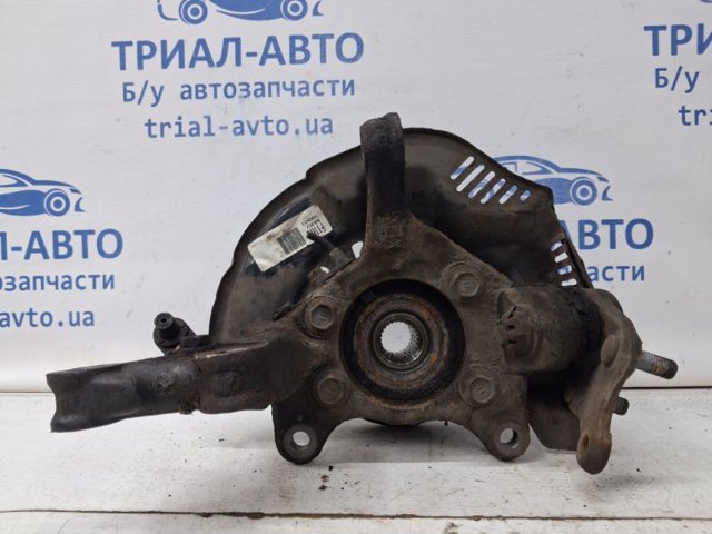 Цапфа - поворотный кулак передний, правый 4321102171 TOYOTA