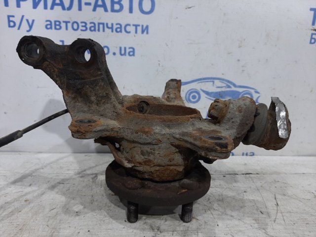 TOYOTA 4321105051 Цапфа (поворотный кулак) передний правый в наличии Житомир