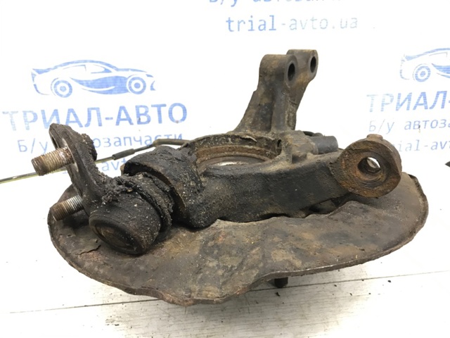 TOYOTA 4321105060 Цапфа (поворотный кулак) передний правый в наличии Полтава