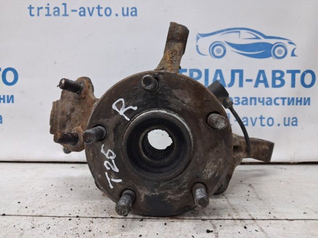 4321105060 TOYOTA Цапфа (поворотный кулак) передний правый купить в Ирпень