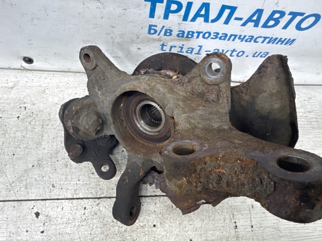 TOYOTA 4321139045 Цапфа (поворотный кулак) передний правый в наличии Павлоград